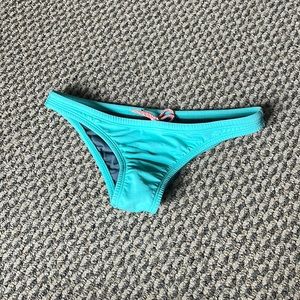 JOLYN light greenish blue Brazil bottom